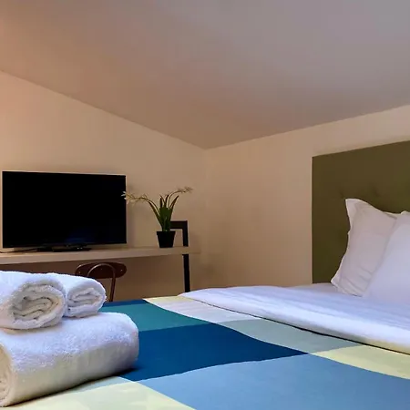Pensjonat Attic Garden 4*
