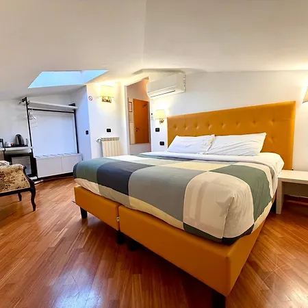 בית הארחה Attic Garden
