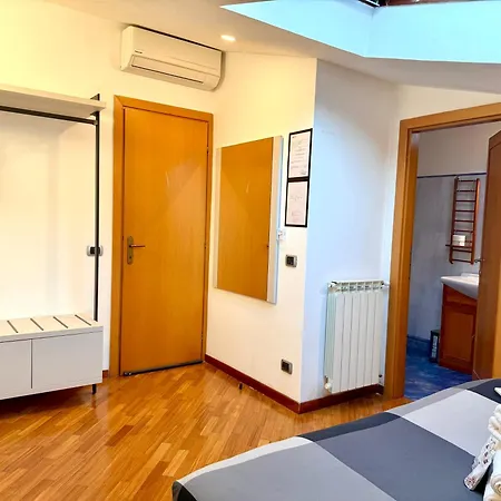 Attic Garden בית הארחה