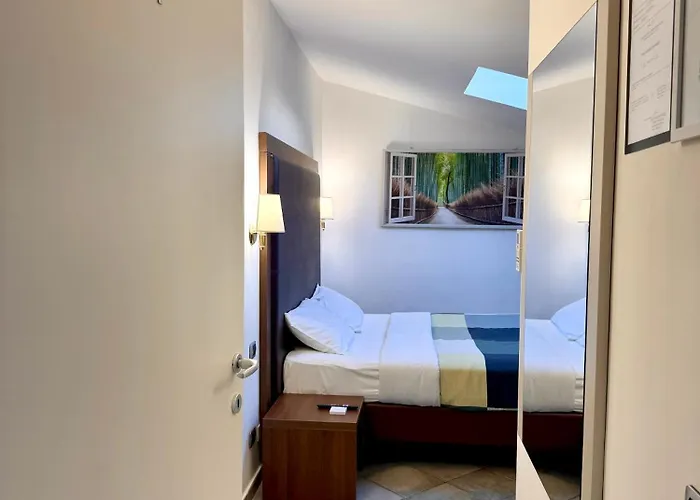 Pensión Attic Garden 4*