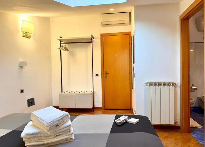 Pensión Attic Garden 4*