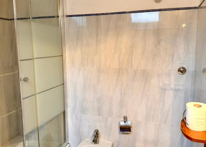 Attic Garden Pensión