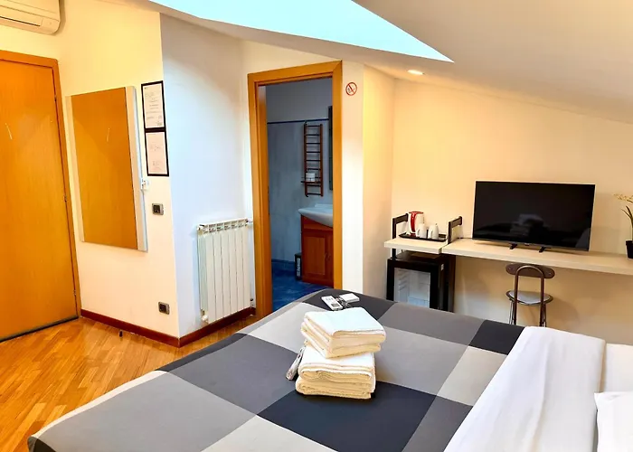 Attic Garden 4* Rome