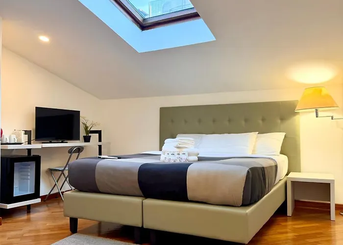 Pensión Attic Garden 4*