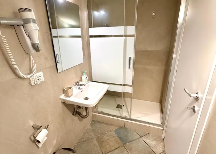 בית הארחה Attic Garden