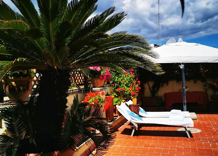 Attic Garden بيت ضيافة 4*