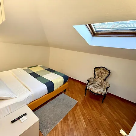 Πανσιόν Attic Garden