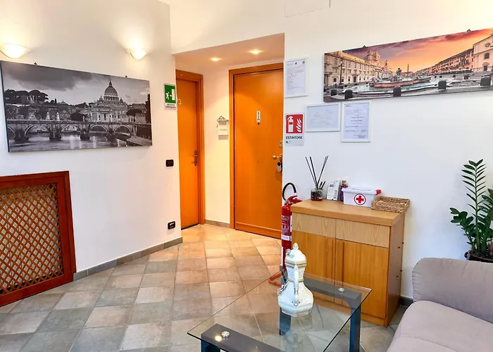 Attic Garden ゲストハウス ローマ