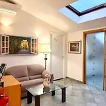 Attic Garden 4*