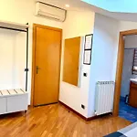 بيت ضيافة Attic Garden روما