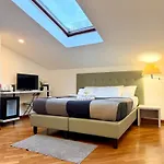 بيت ضيافة Attic Garden 4*