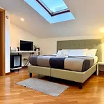 بيت ضيافة Attic Garden