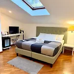 بيت ضيافة Attic Garden